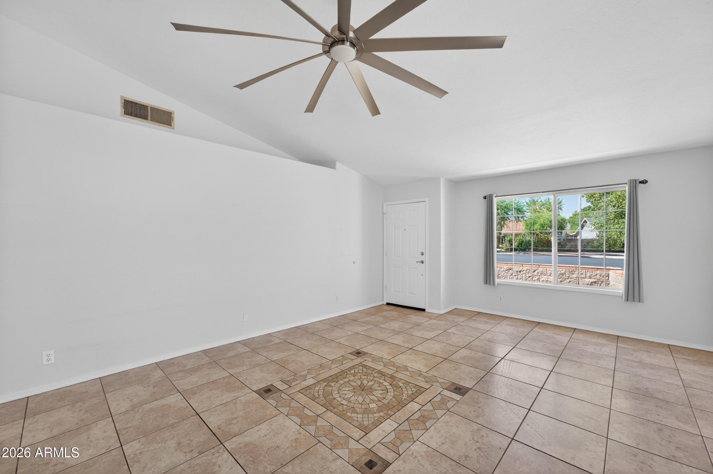 548 N BAILEY Circle