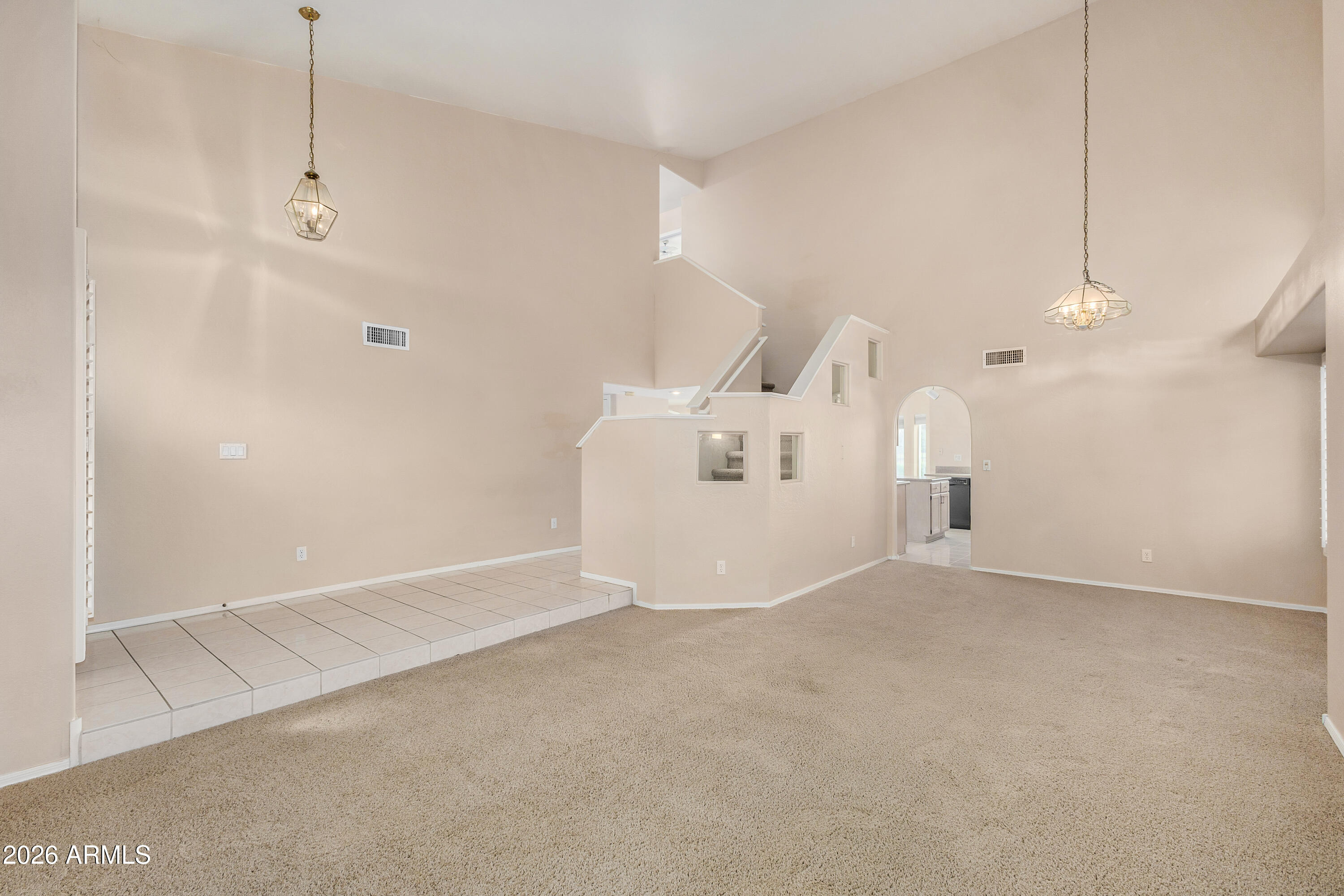 1934 W PENINSULA Circle