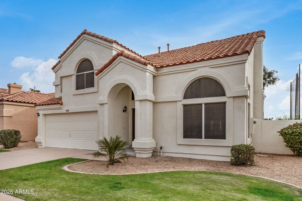 Photo of 1934 W Peninsula Circle, Chandler, AZ 85248 (MLS # 6962206)