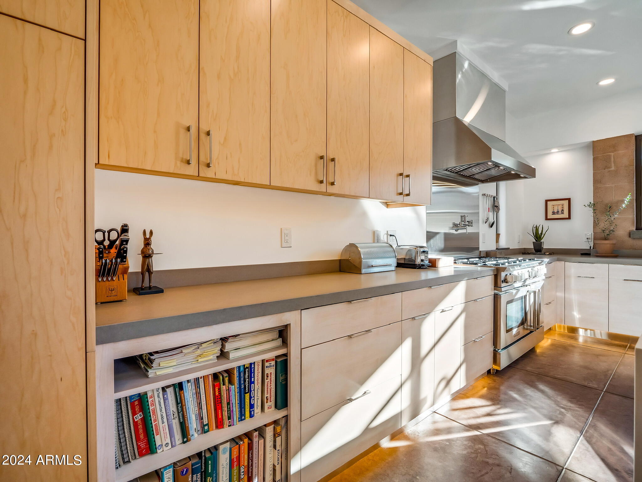 Tucson, Arizona 85745, United States, 4 Bedrooms Bedrooms, ,4 BathroomsBathrooms,Residential,Active,41217