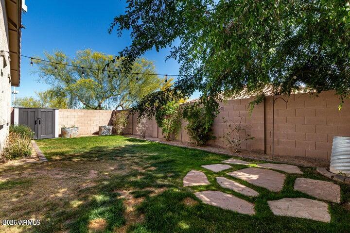 2981 E NIGHTHAWK Way