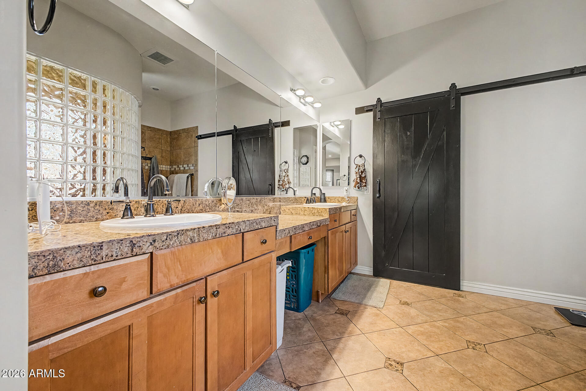 PASEO CROSSING PHASE 2 - Residential