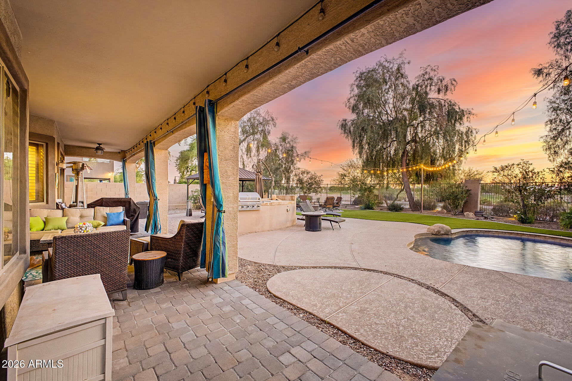PASEO CROSSING PHASE 2 - Residential