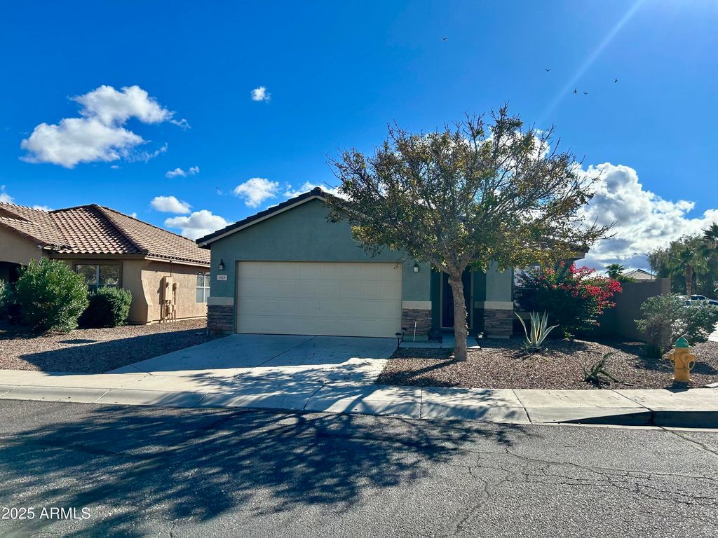 Photo of 669 W Silver Reef Court, Casa Grande, AZ 85122 (MLS # 6950917)