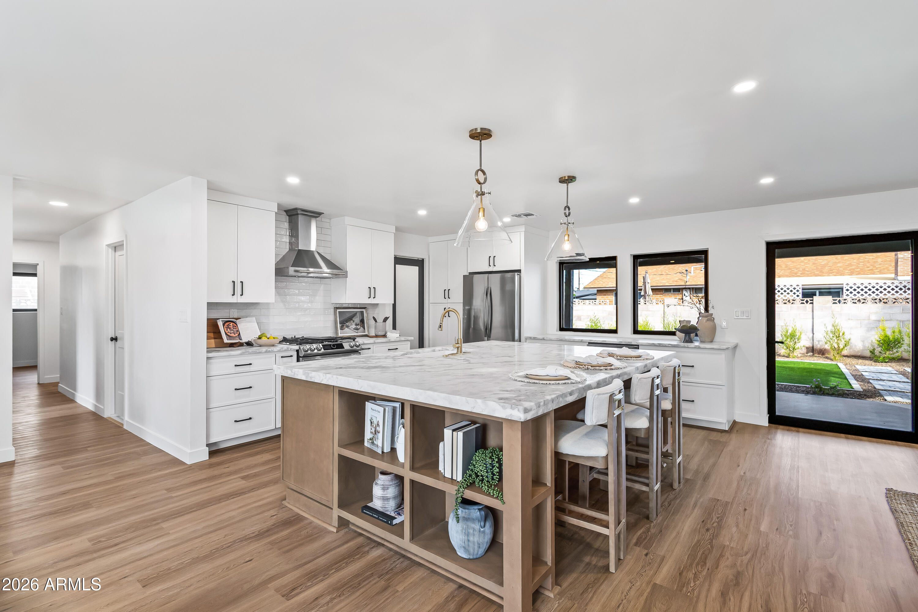 8532 E PASADENA Avenue