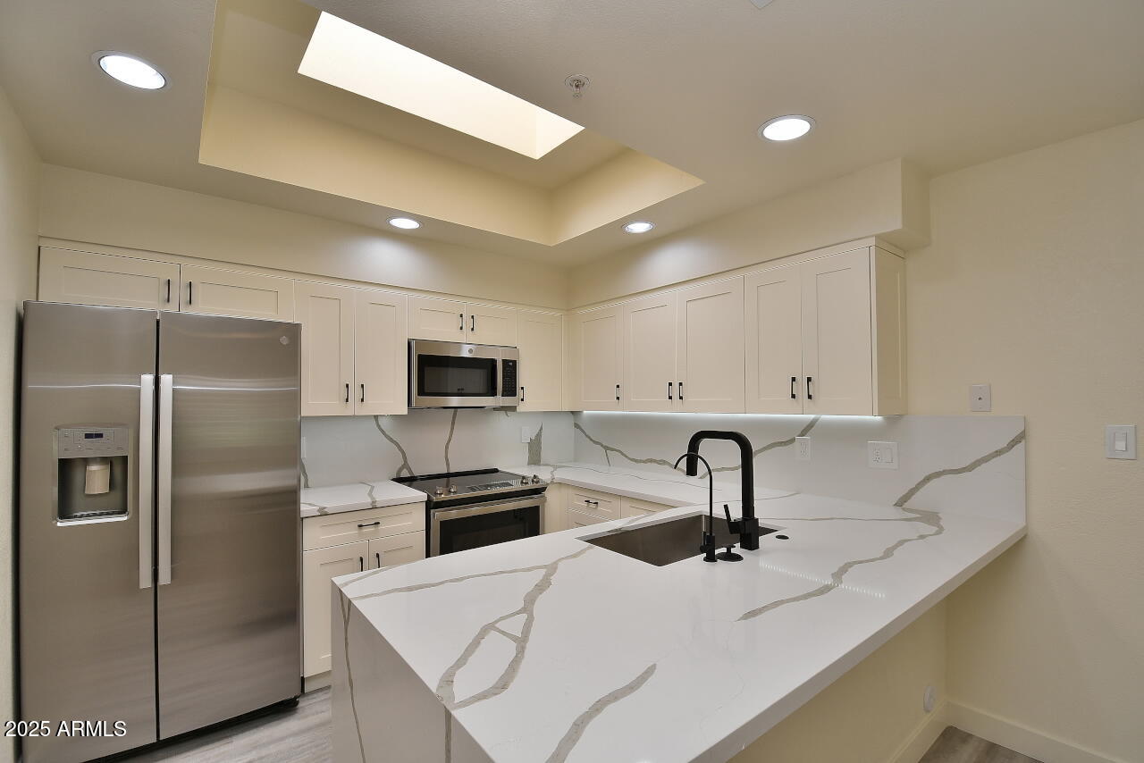 7710 E Gainey Ranch Road 140