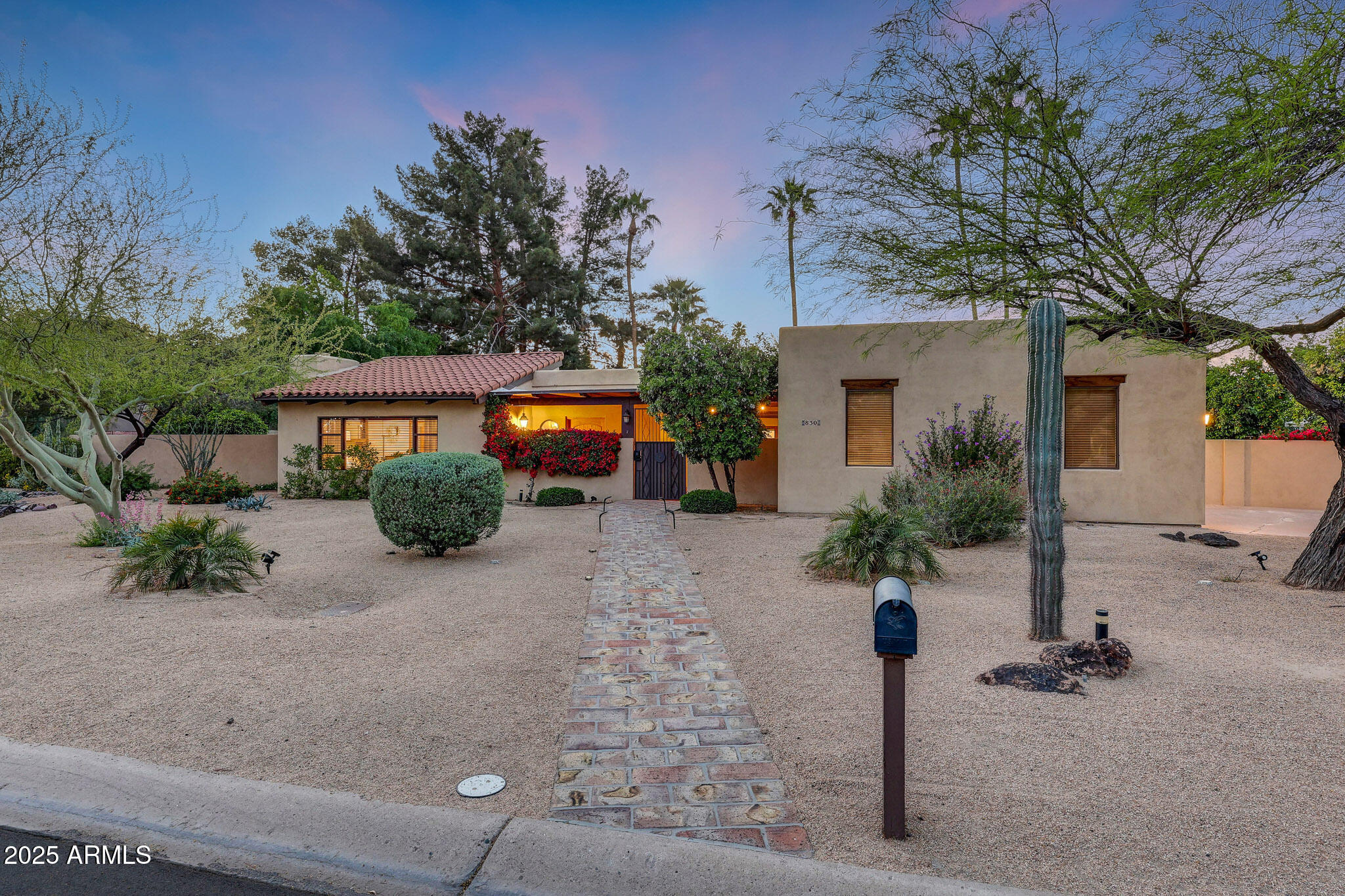 830 E FAIRWAY Drive