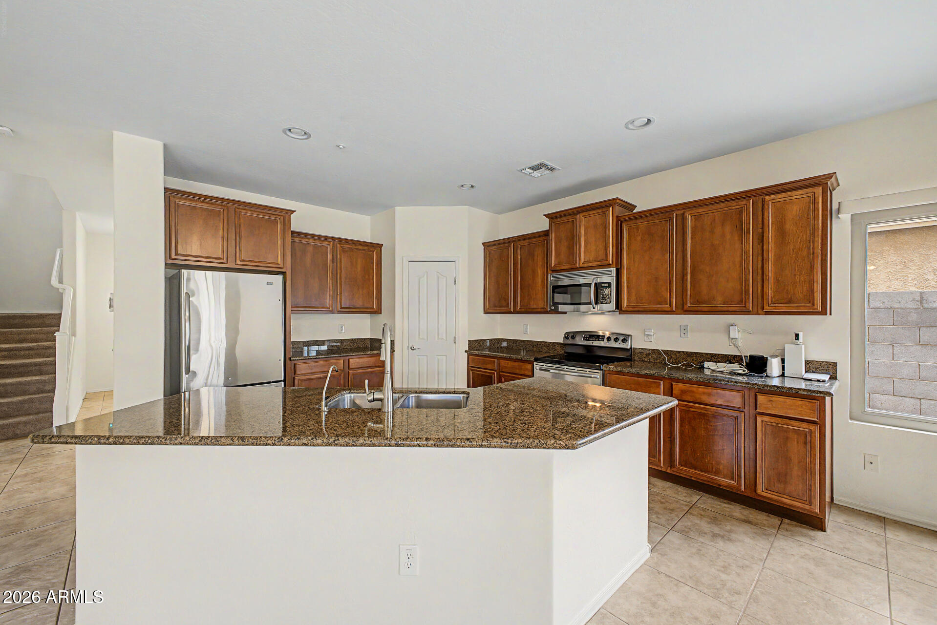 12202 W MOUNTAIN VIEW Drive