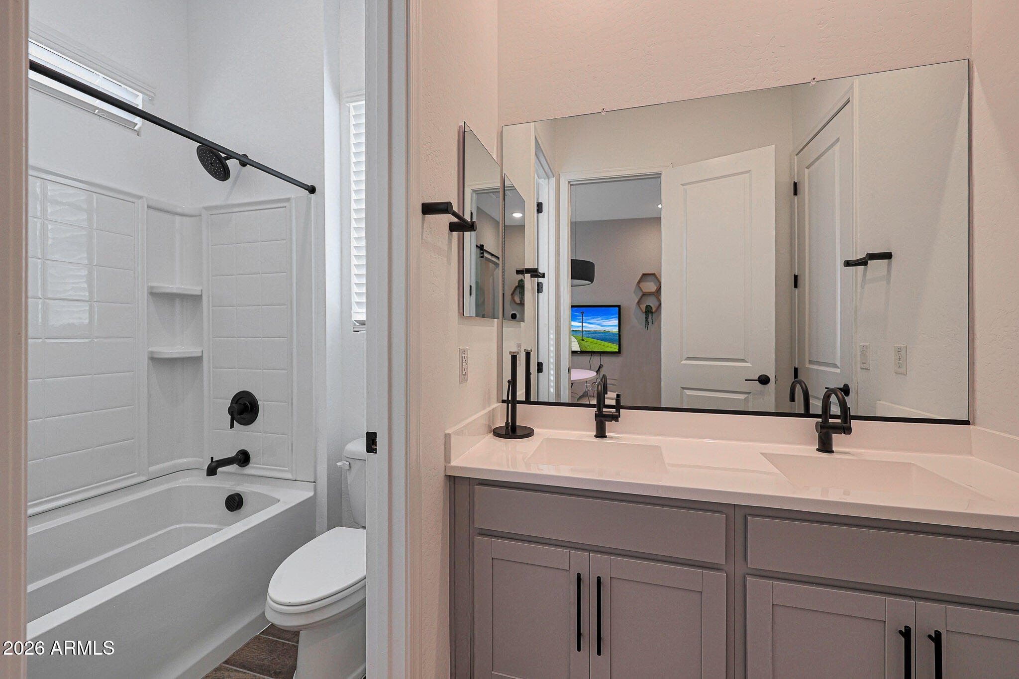 34358 N TIMBERLAKE Manor