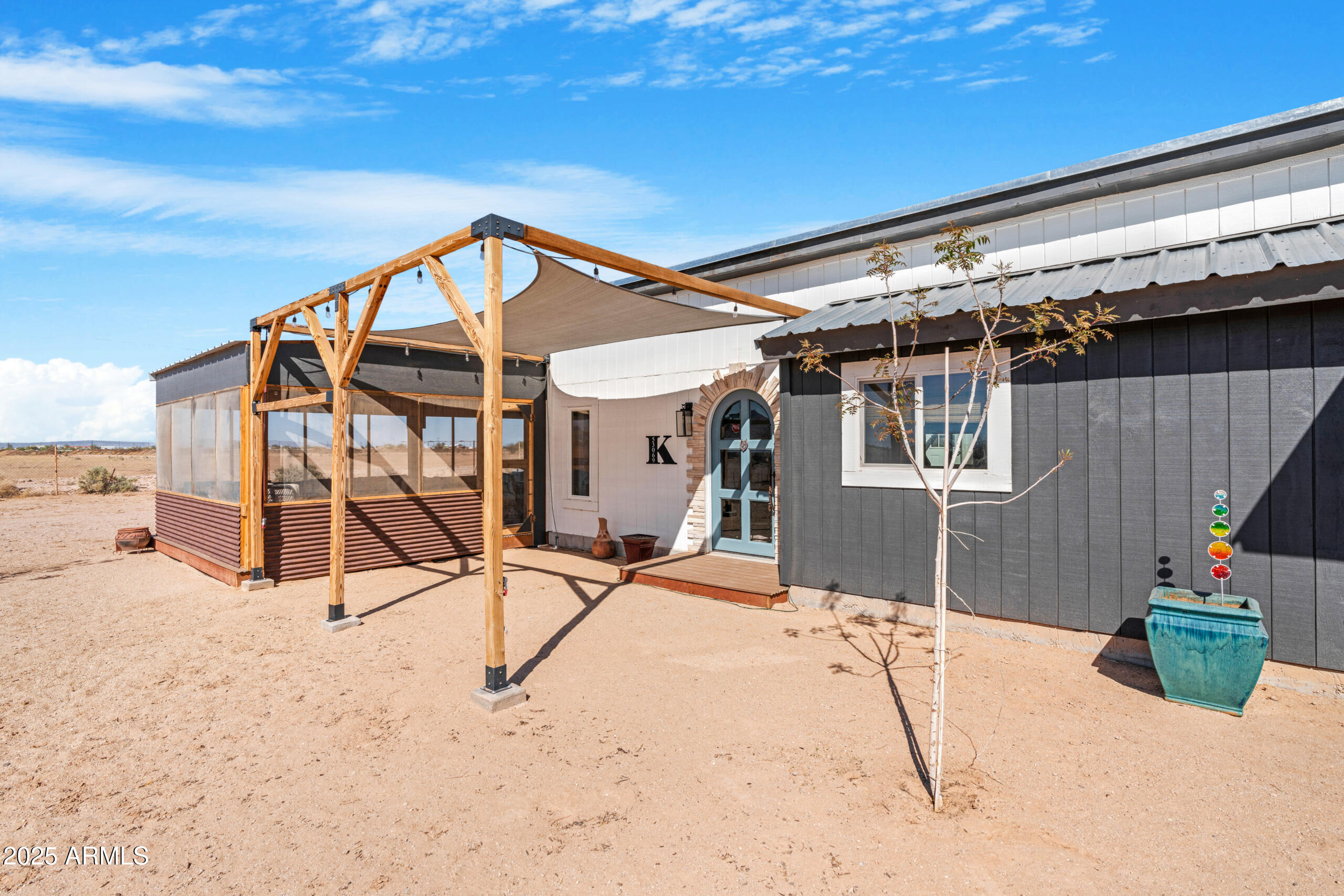53069 W SMITH ENKE Road