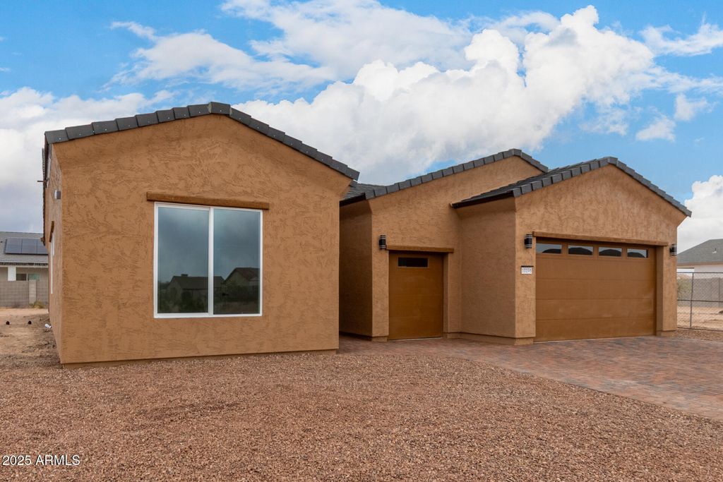 Photo of 10198 W Mission Drive, Arizona City, AZ 85123 (MLS # 6952273)