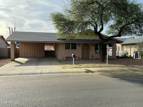 Property photo of 6738 N 64th Avenue, Glendale, AZ 85301