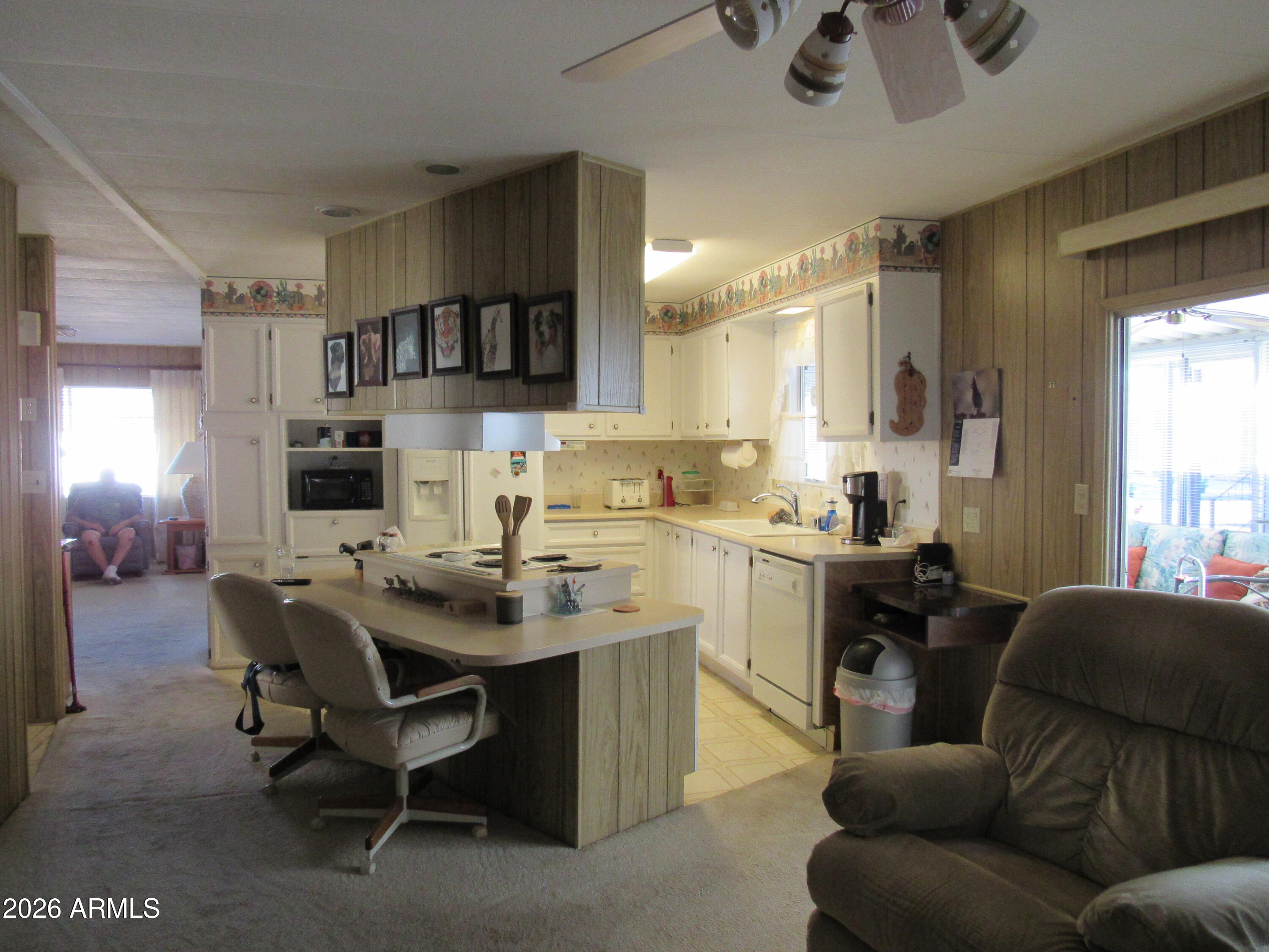 3411 S CAMINO SECO -- 127