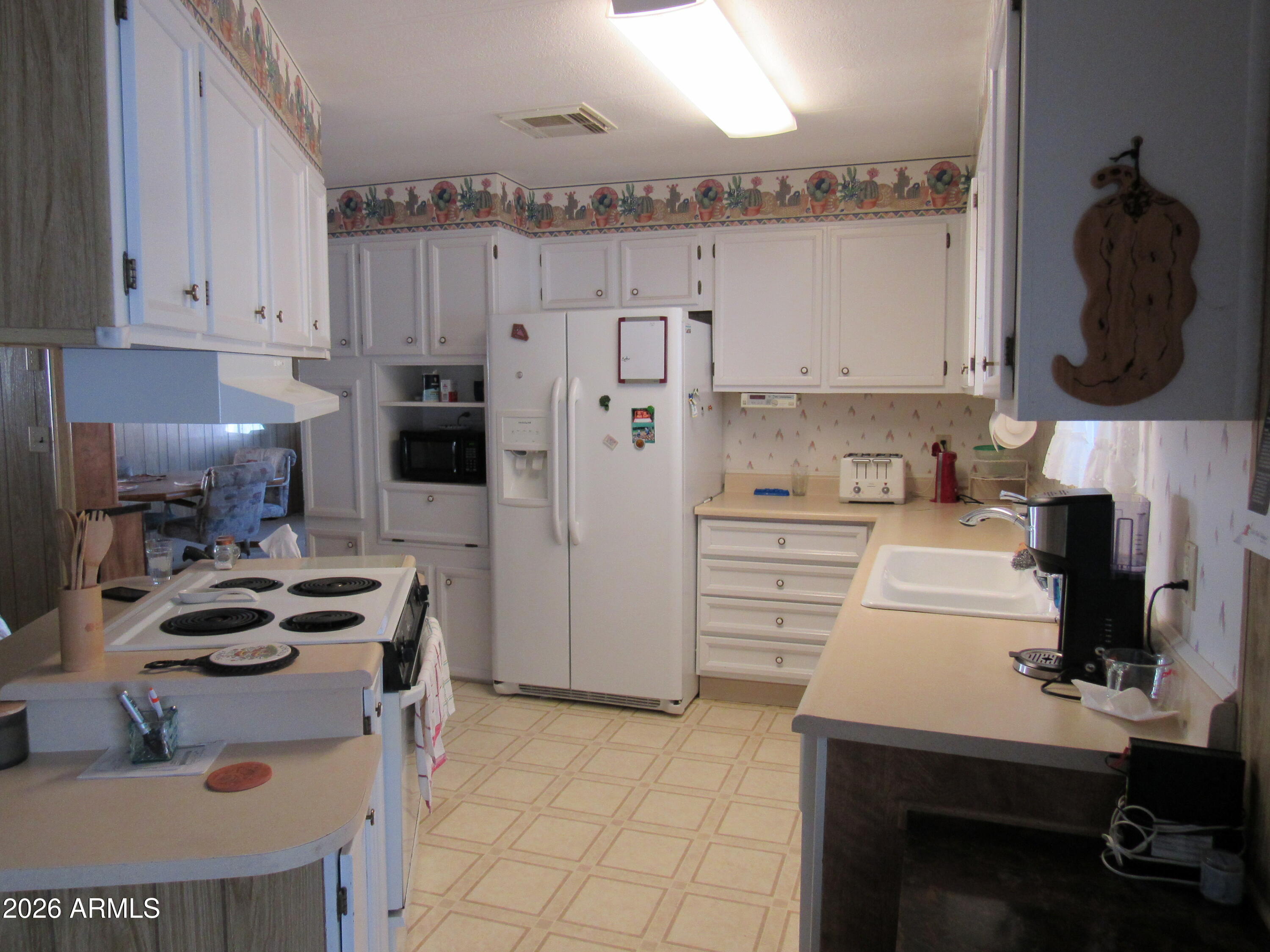 3411 S CAMINO SECO -- 127