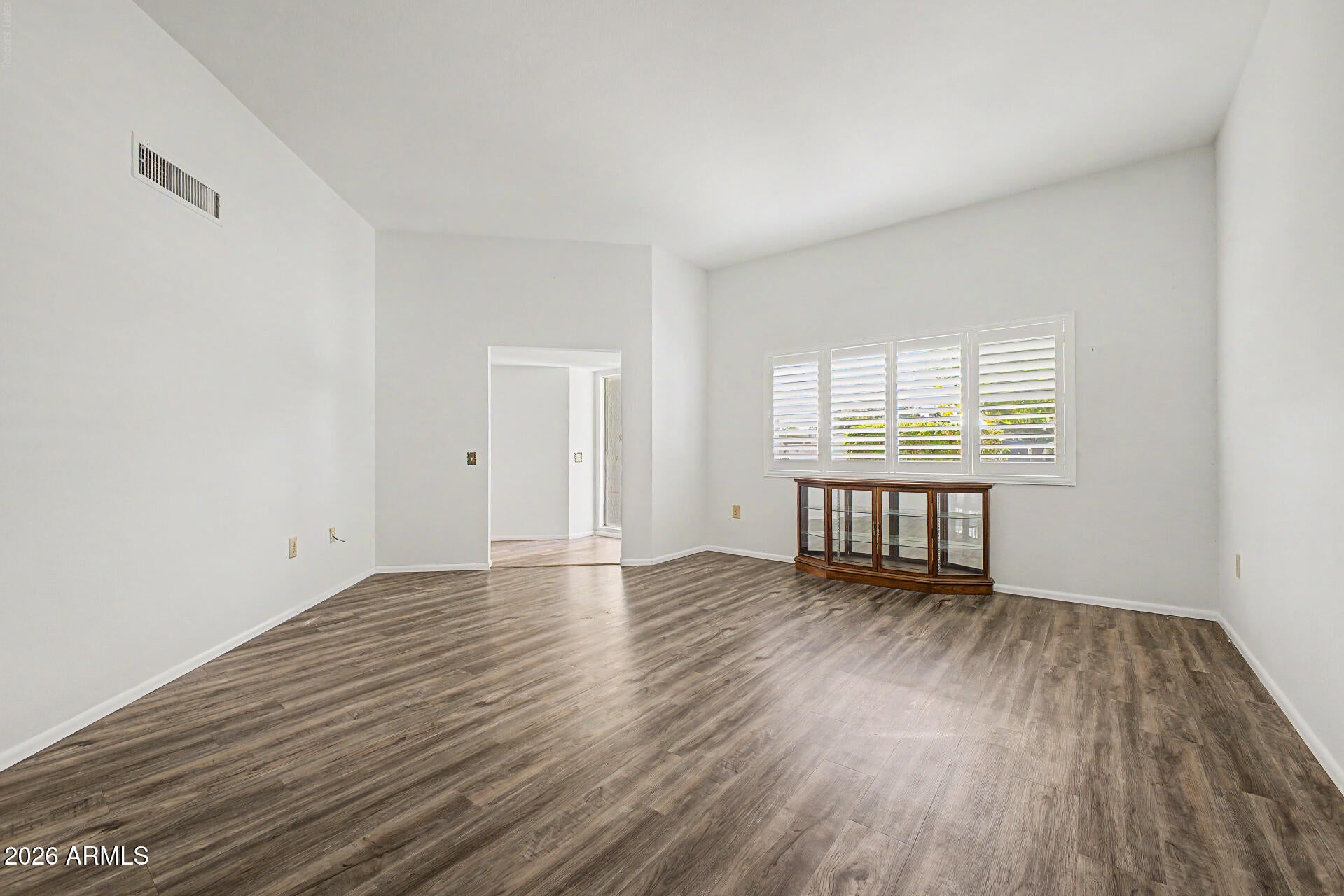 10416 W HUTTON Drive