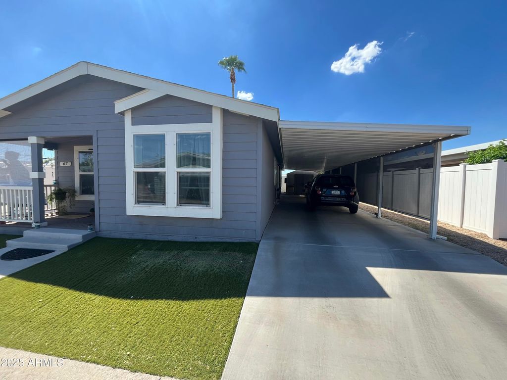 Photo of 6960 W Peoria Avenue #67, Peoria, AZ 85345 (MLS # 6917945)