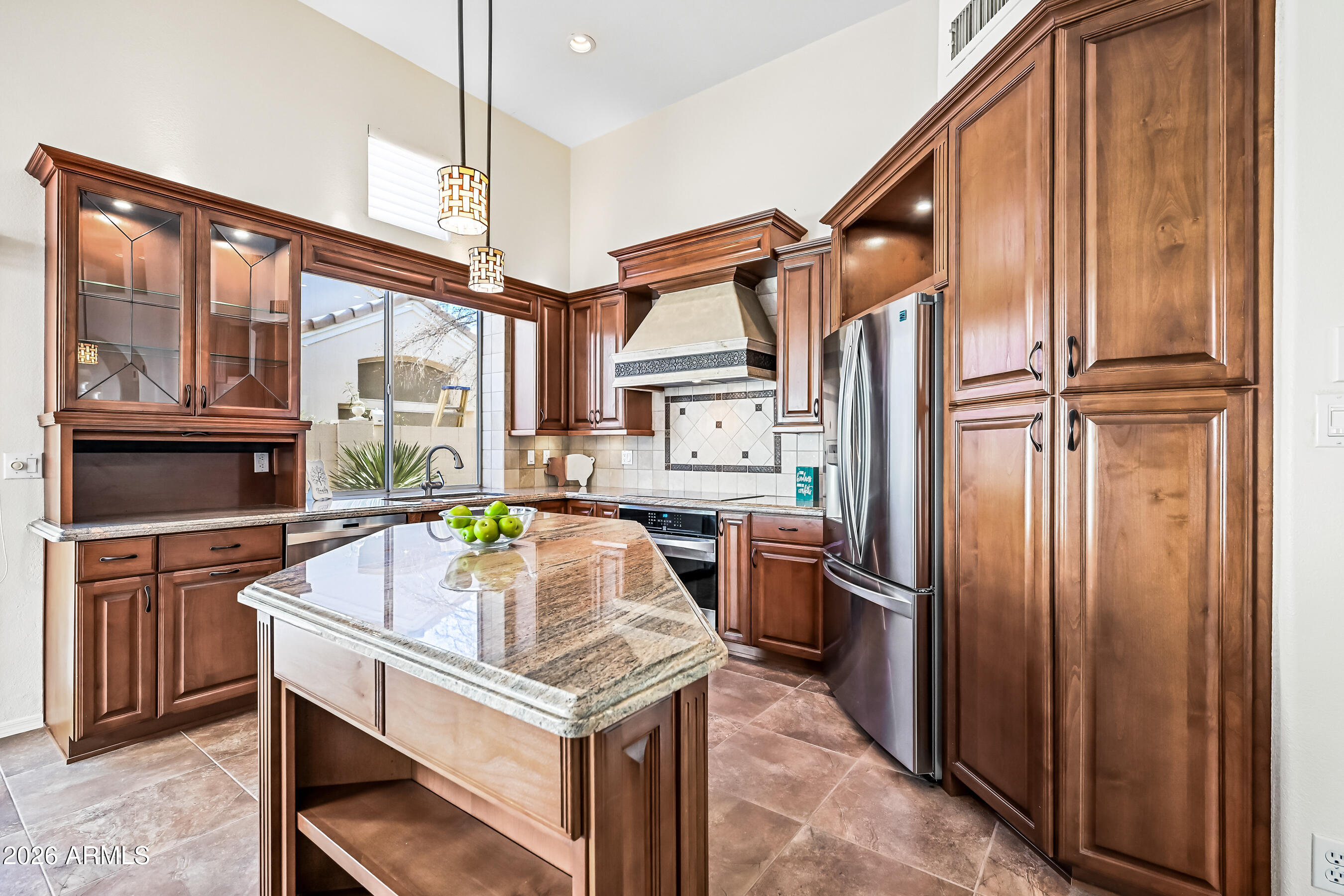 1113 E Hiddenview Drive