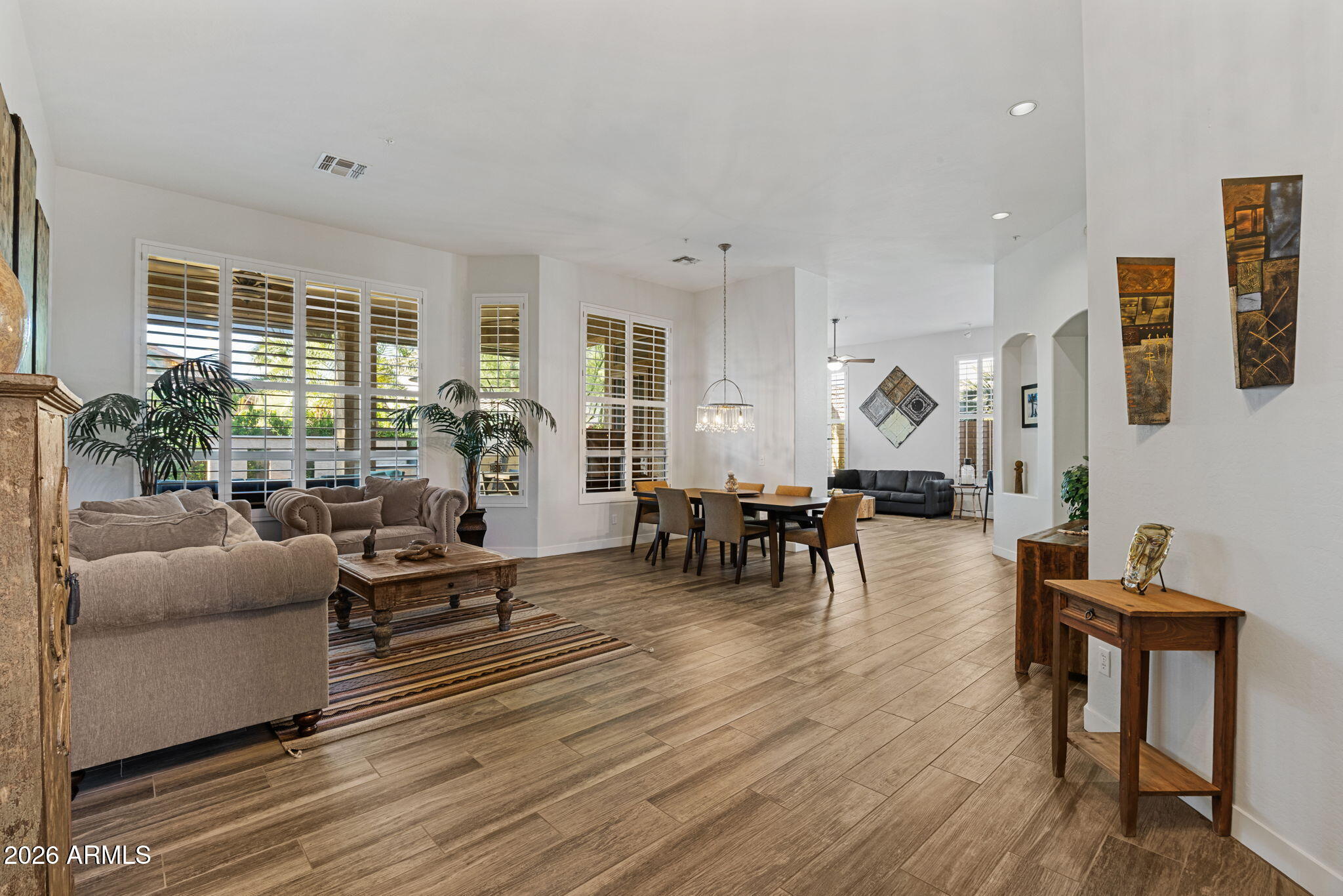 13541 E THOROUGHBRED Trail