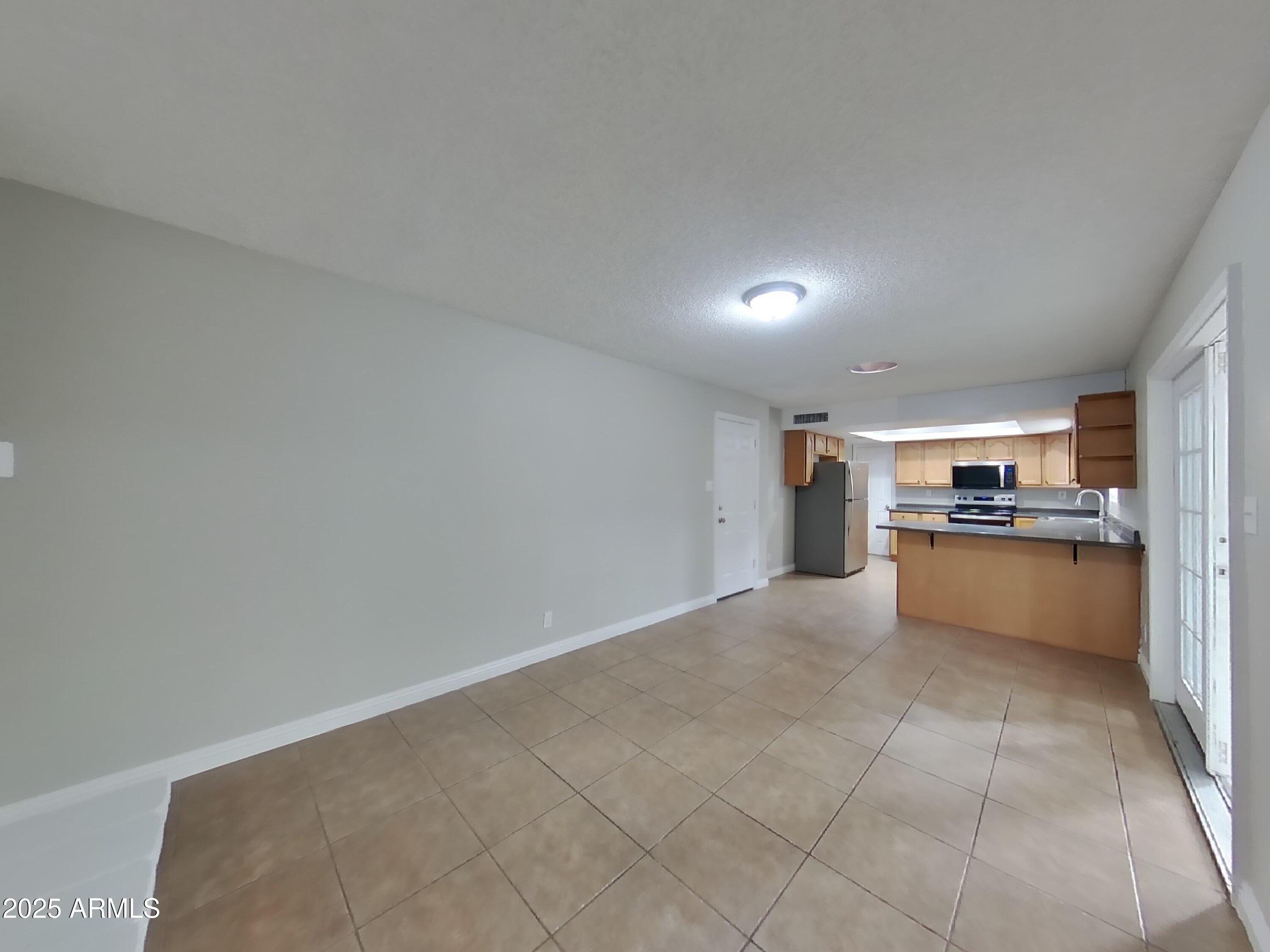 1445 E EDGEWOOD Avenue