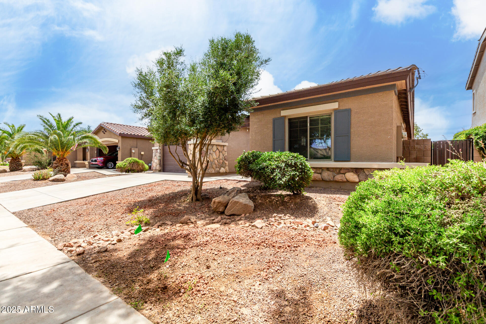 18719 E PELICAN Court