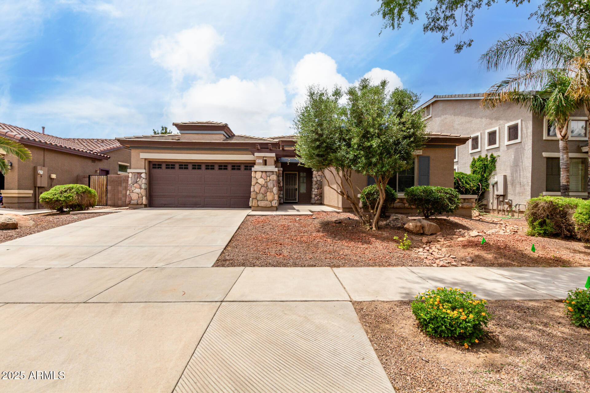18719 E PELICAN Court