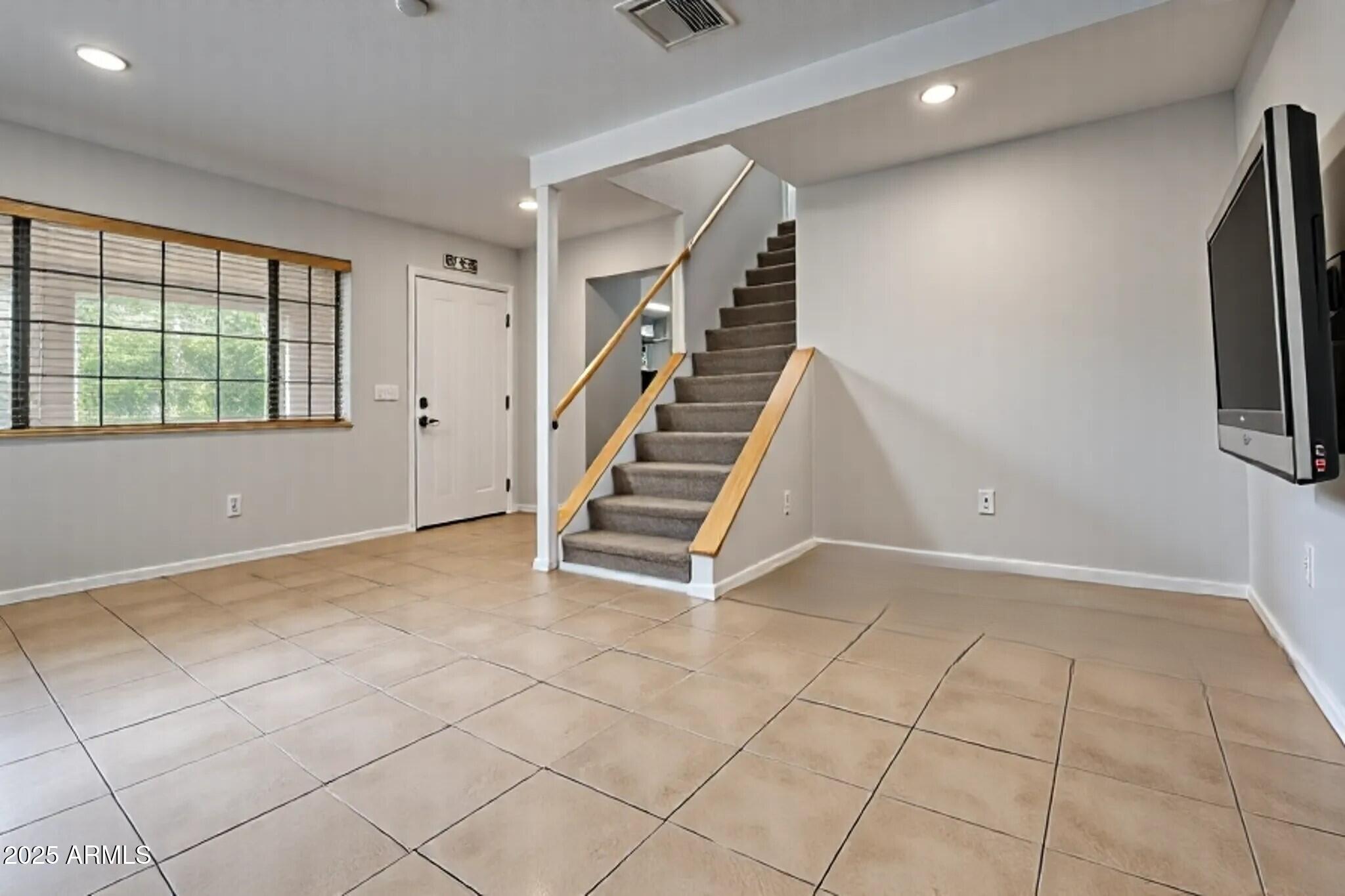 Cottonwood, Arizona 86326, United States, 5 Bedrooms Bedrooms, ,3 BathroomsBathrooms,Residential,Active,212290