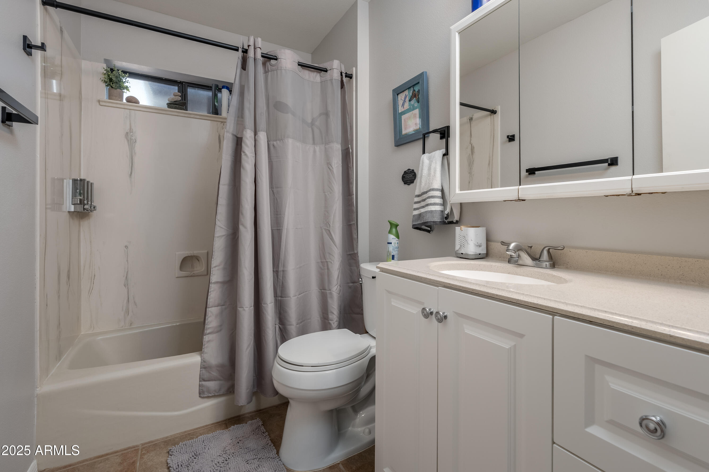 Cottonwood, Arizona 86326, United States, 5 Bedrooms Bedrooms, ,3 BathroomsBathrooms,Residential,Active,212290