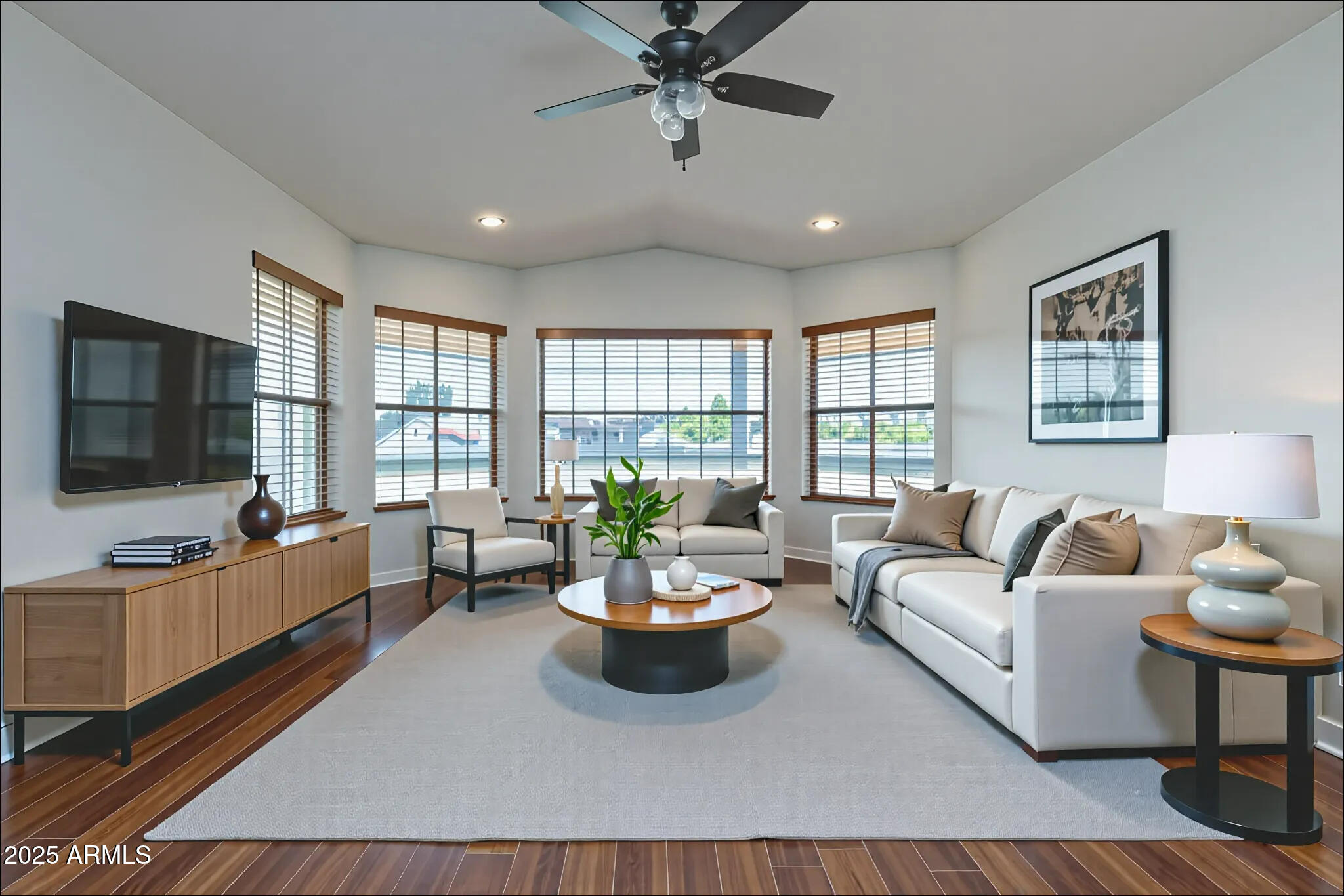 Cottonwood, Arizona 86326, United States, 5 Bedrooms Bedrooms, ,3 BathroomsBathrooms,Residential,Active,212290