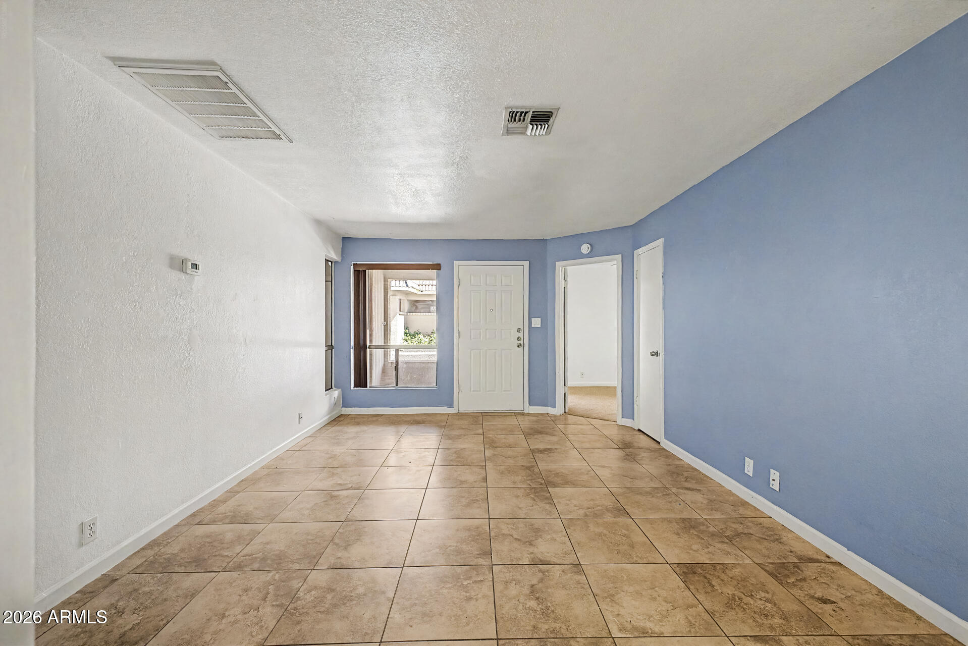 408 W PONTIAC Drive 6