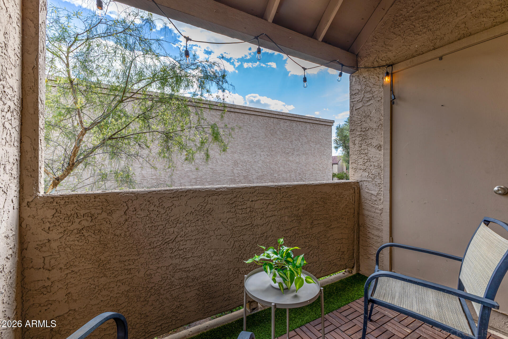 LAS COLINAS - Residential