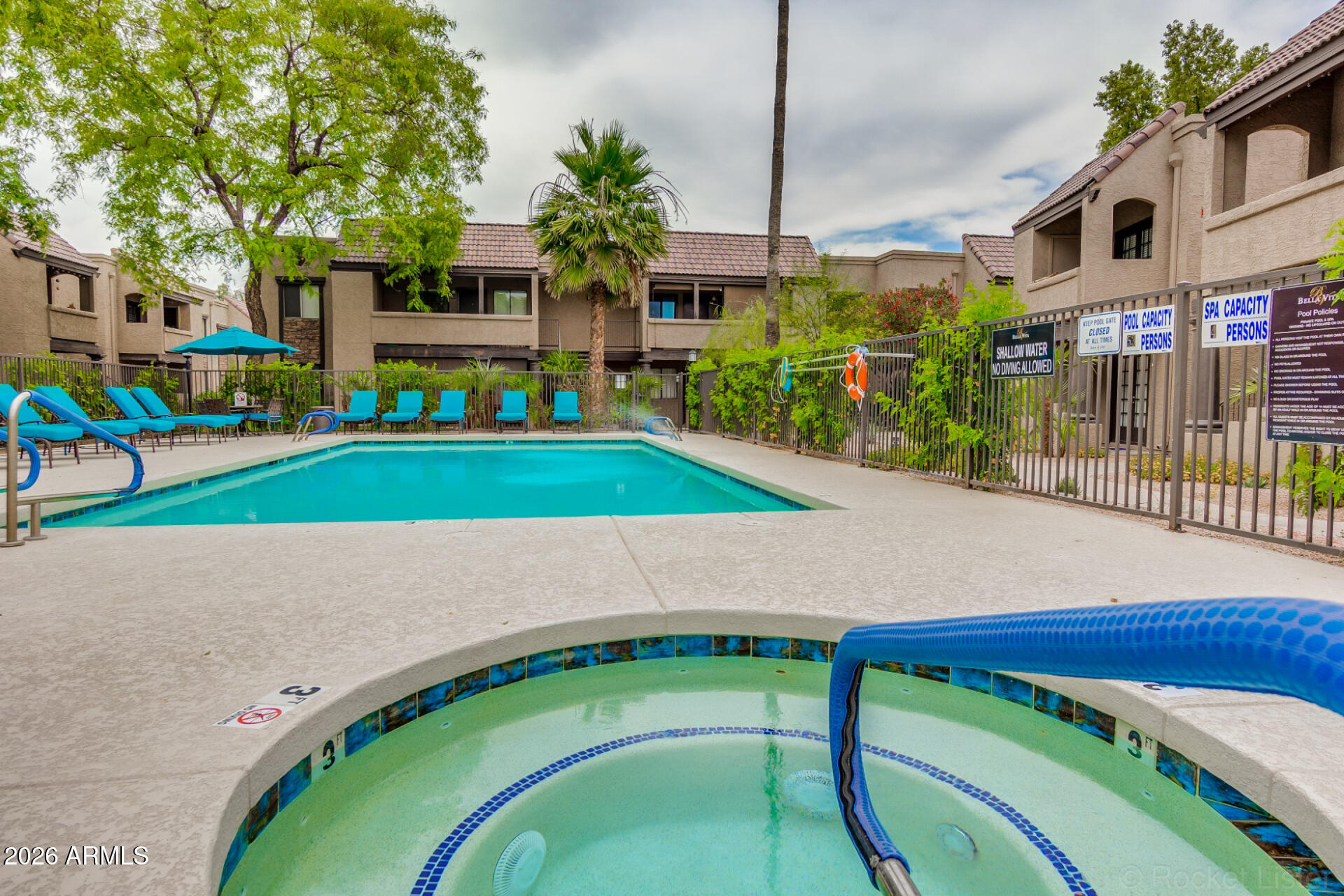 LAS COLINAS - Residential