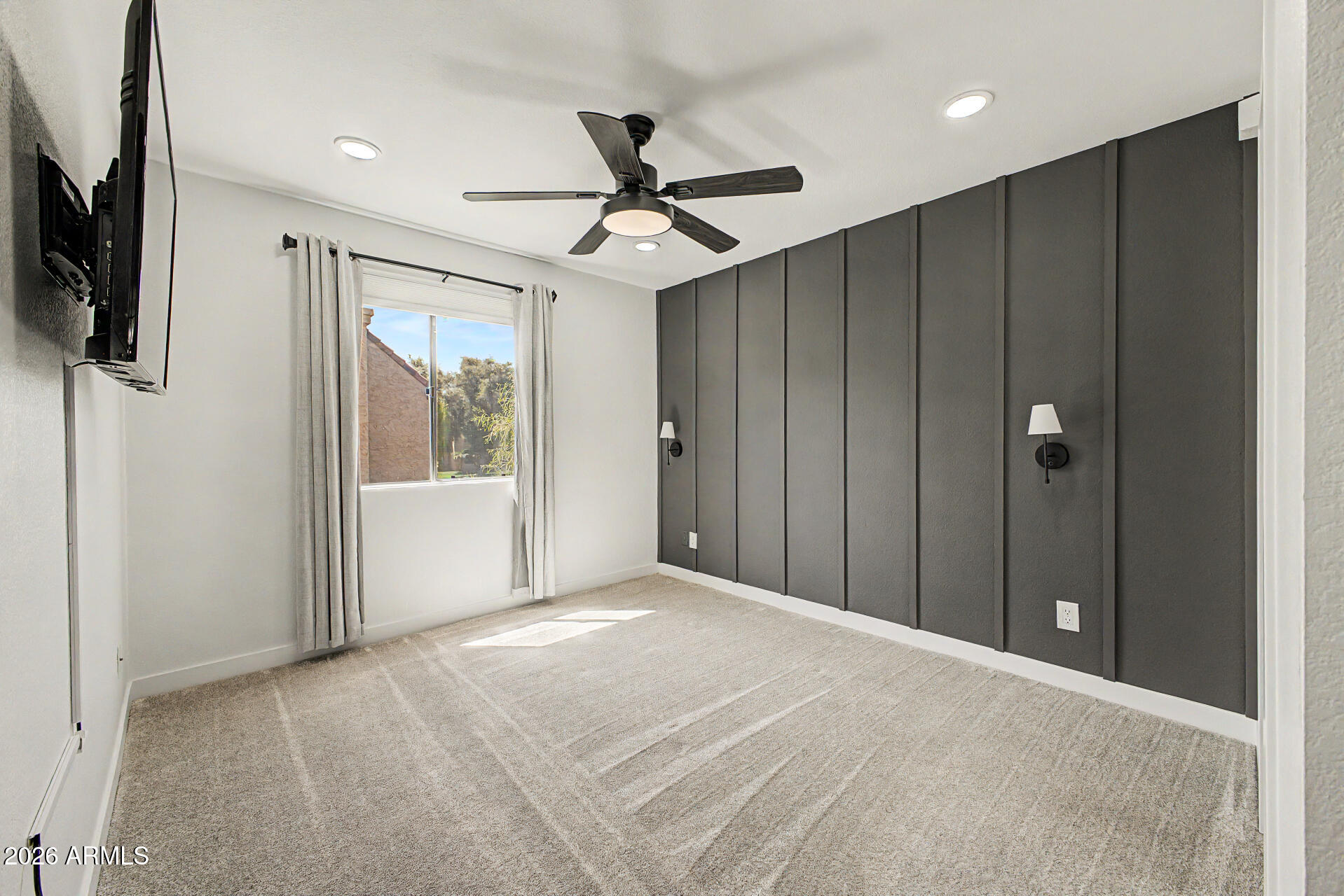 LAS COLINAS - Residential
