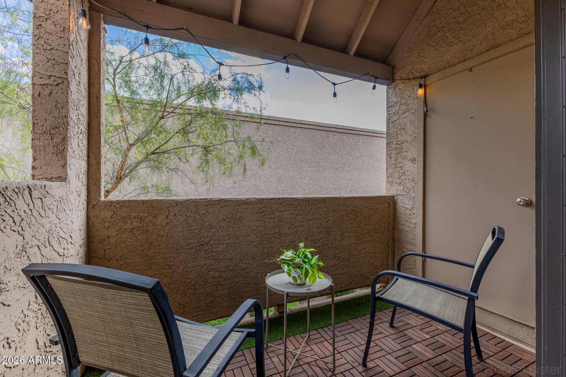 LAS COLINAS - Residential