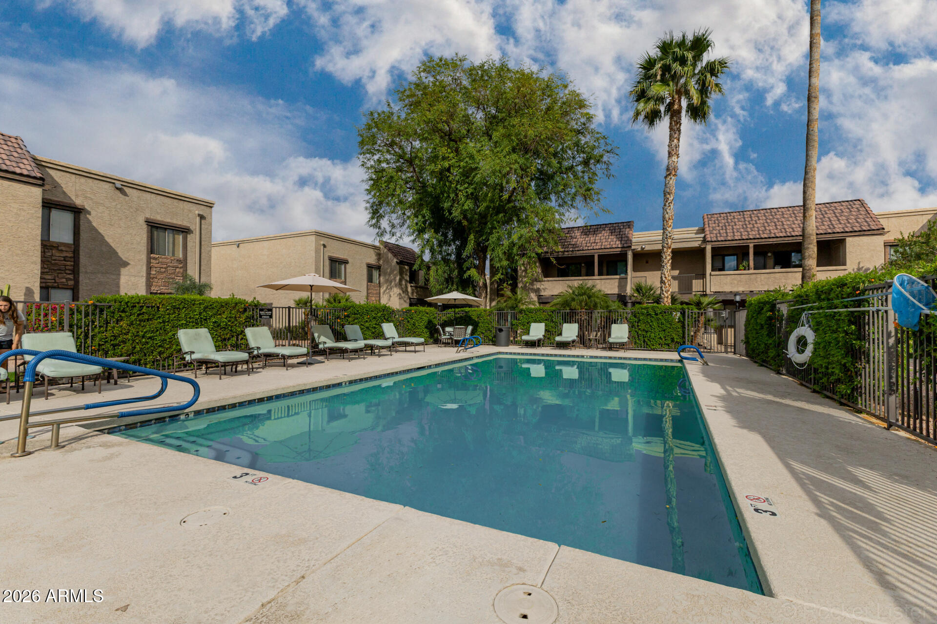LAS COLINAS - Residential