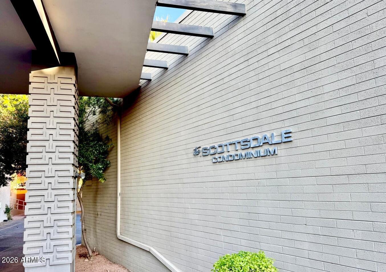 6125 E Indian School Road 174