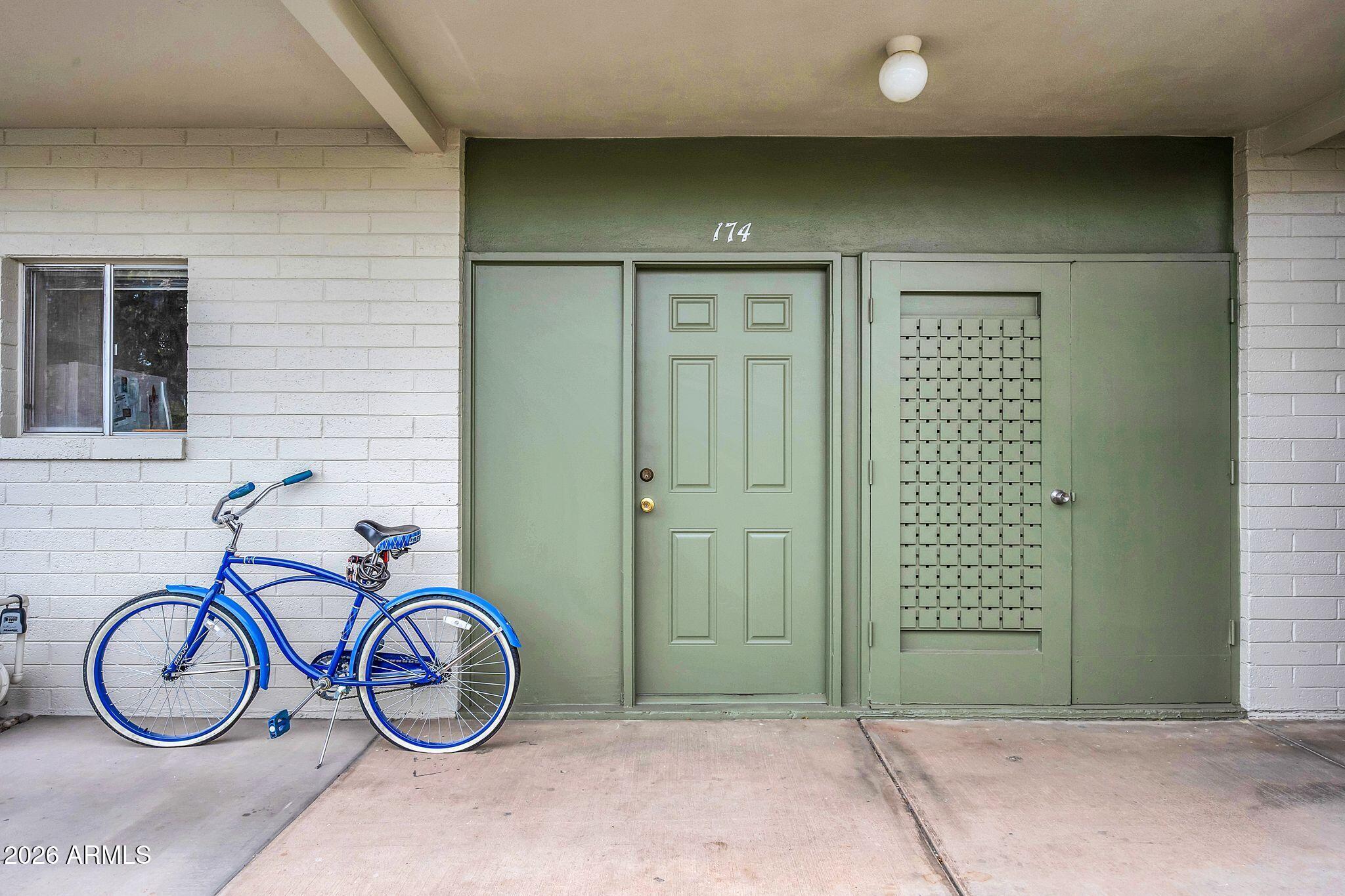 6125 E Indian School Road 174