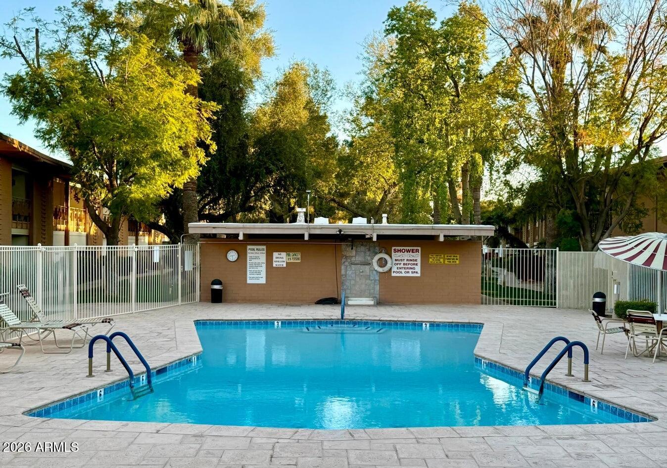 6125 E Indian School Road 174