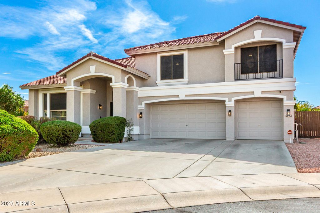 Photo of 5322 N Oro Vista Court, Litchfield Park, AZ 85340 (MLS # 6902724)