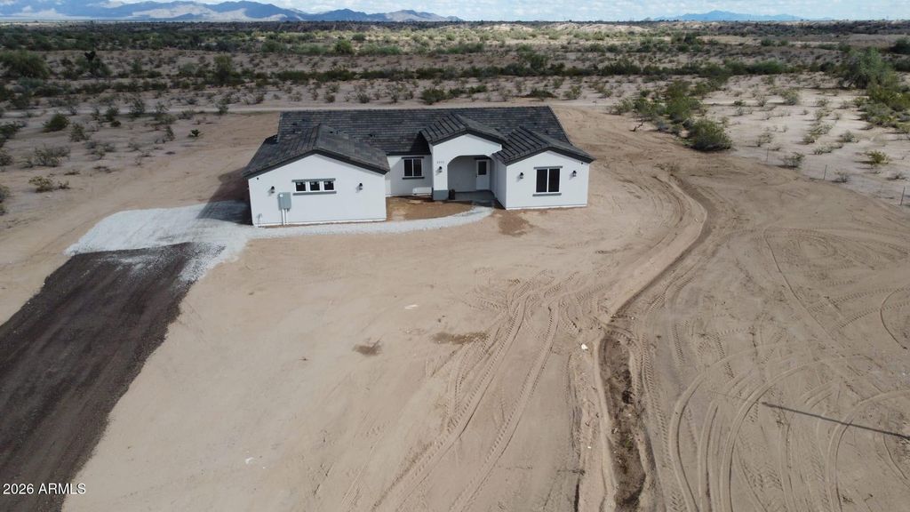 Photo of 3311 N 329th Drive, Tonopah, AZ 85354 (MLS # 6986087)