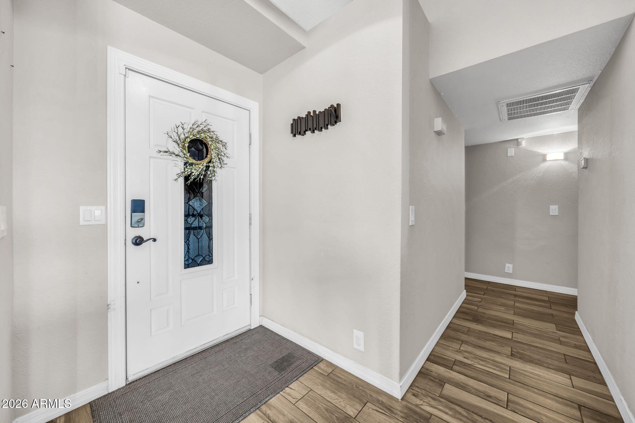 8915 W LAS PALMARITAS Drive