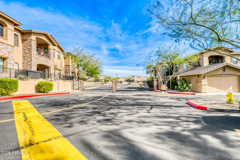 Photo of 15550 S 5th Avenue #240, Phoenix, AZ 85045 (MLS # 6977097)