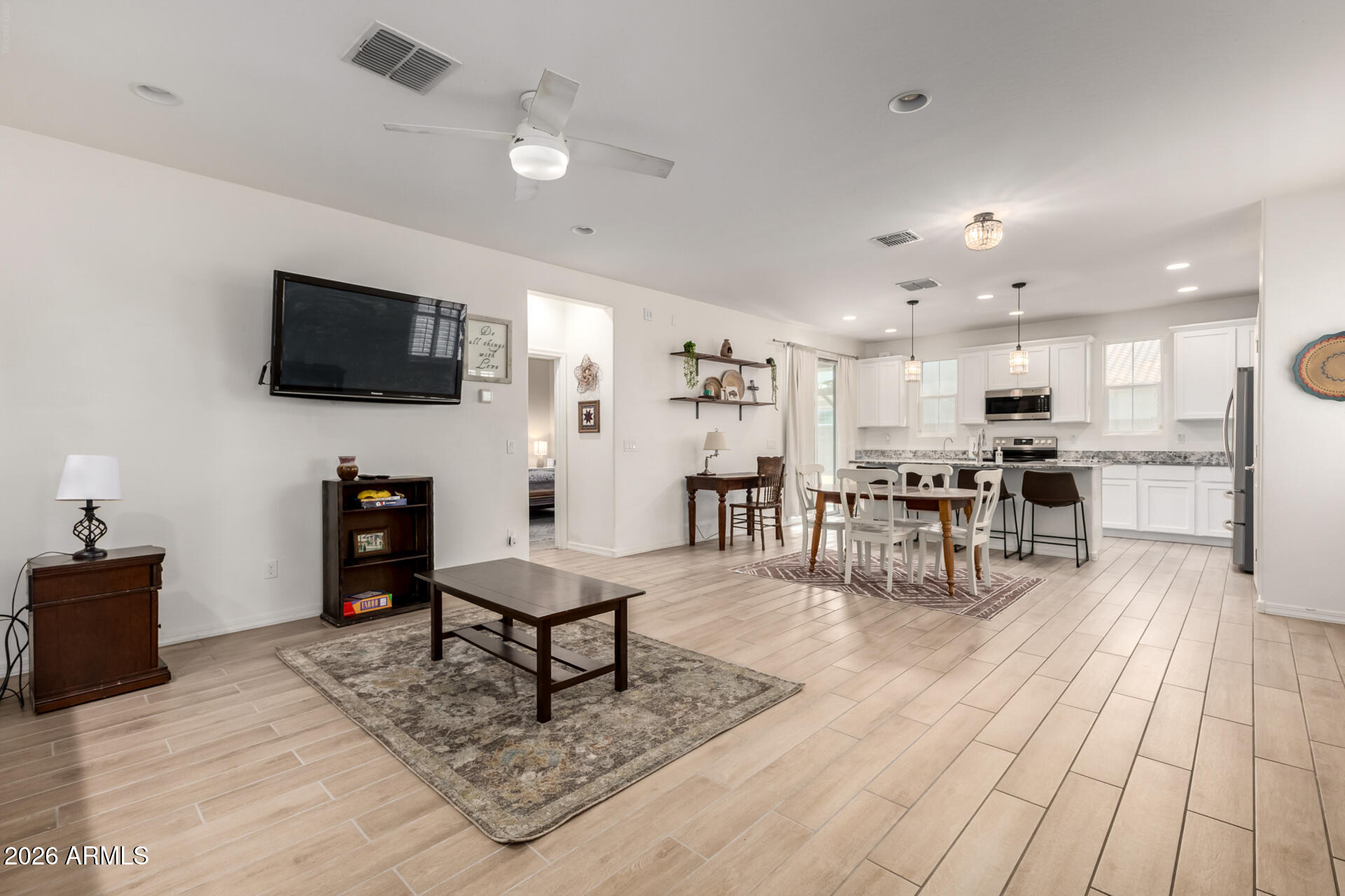 8429 W WINDSOR Boulevard