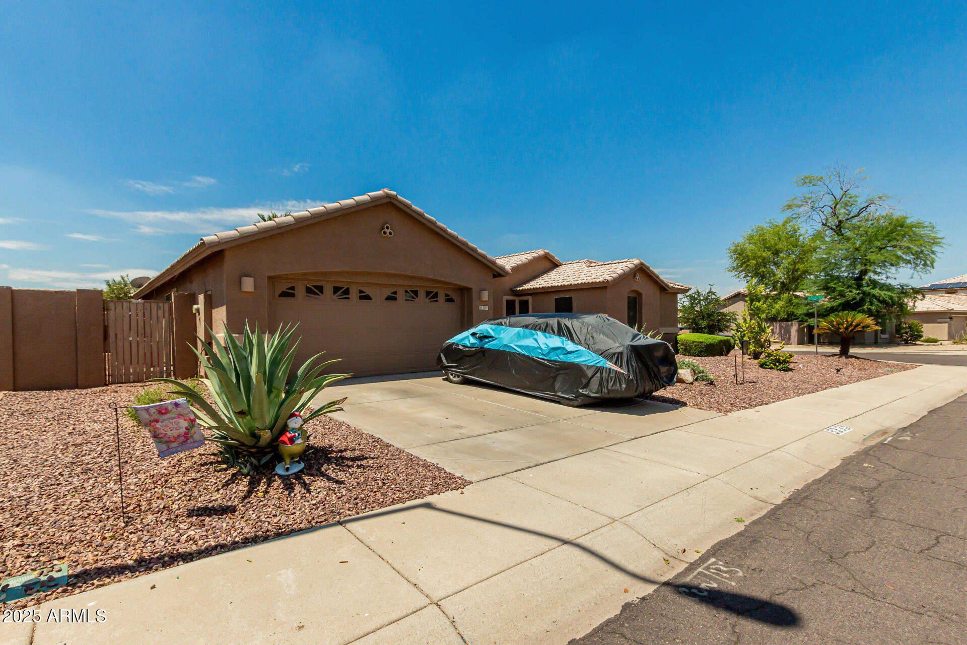 Homes 3 5339 W KALER Circle