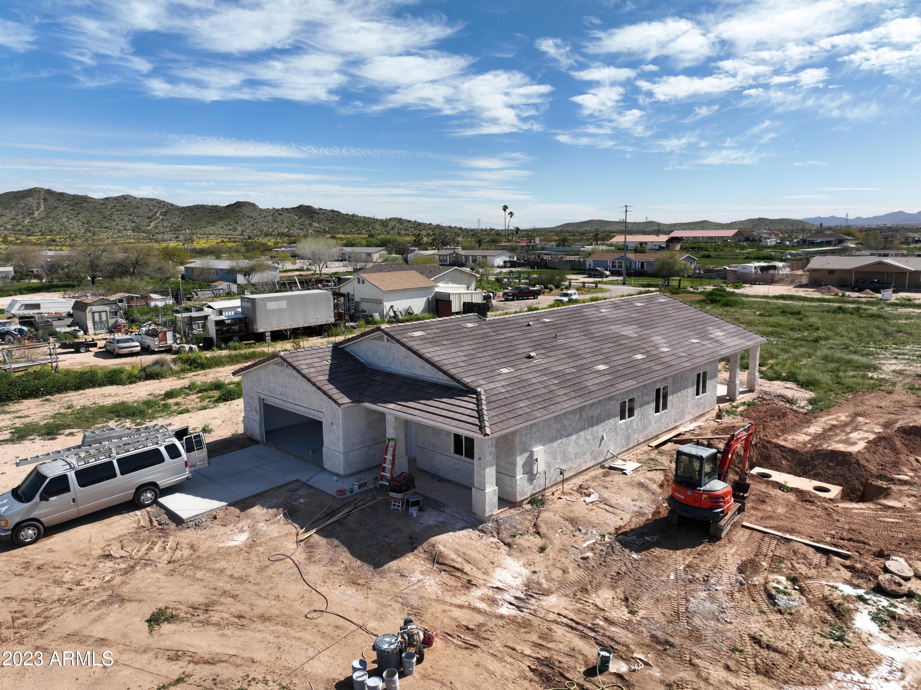 Photo 6 of 31 of 20411 W MOUNTAIN SAGE Drive house