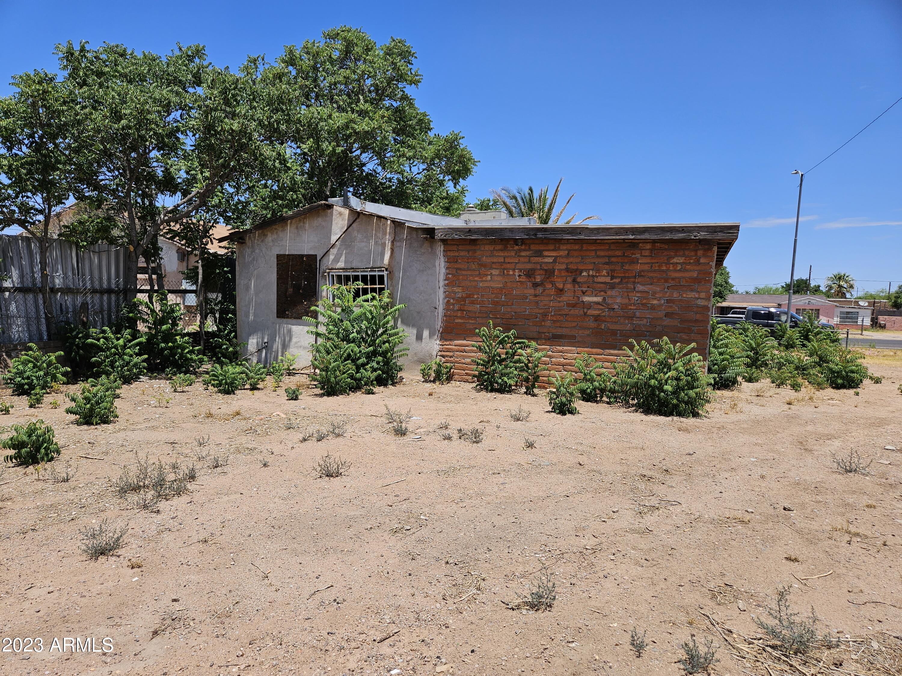 Douglas - Residential