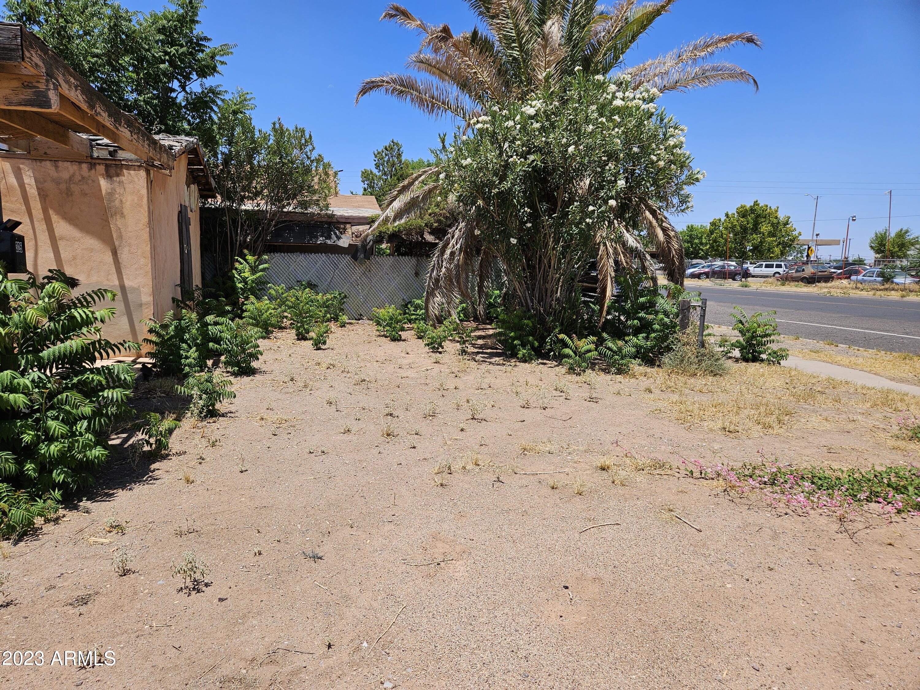 Douglas - Residential