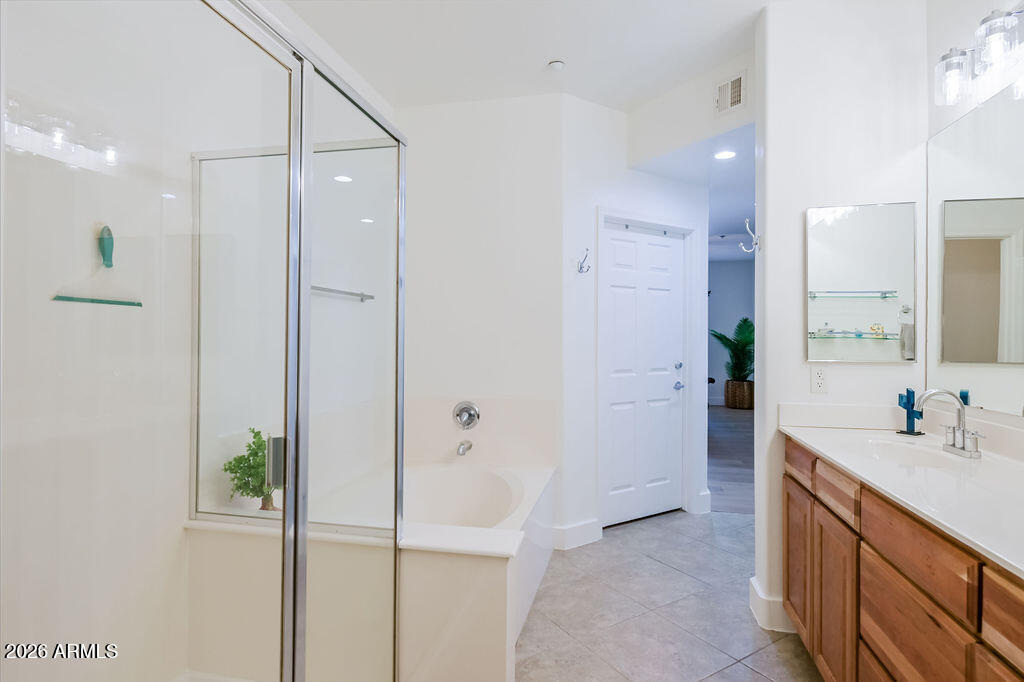 VILLAGIO AT DOVE VALLEY RANCH LOT 2 CONDOMINIUM - Residential