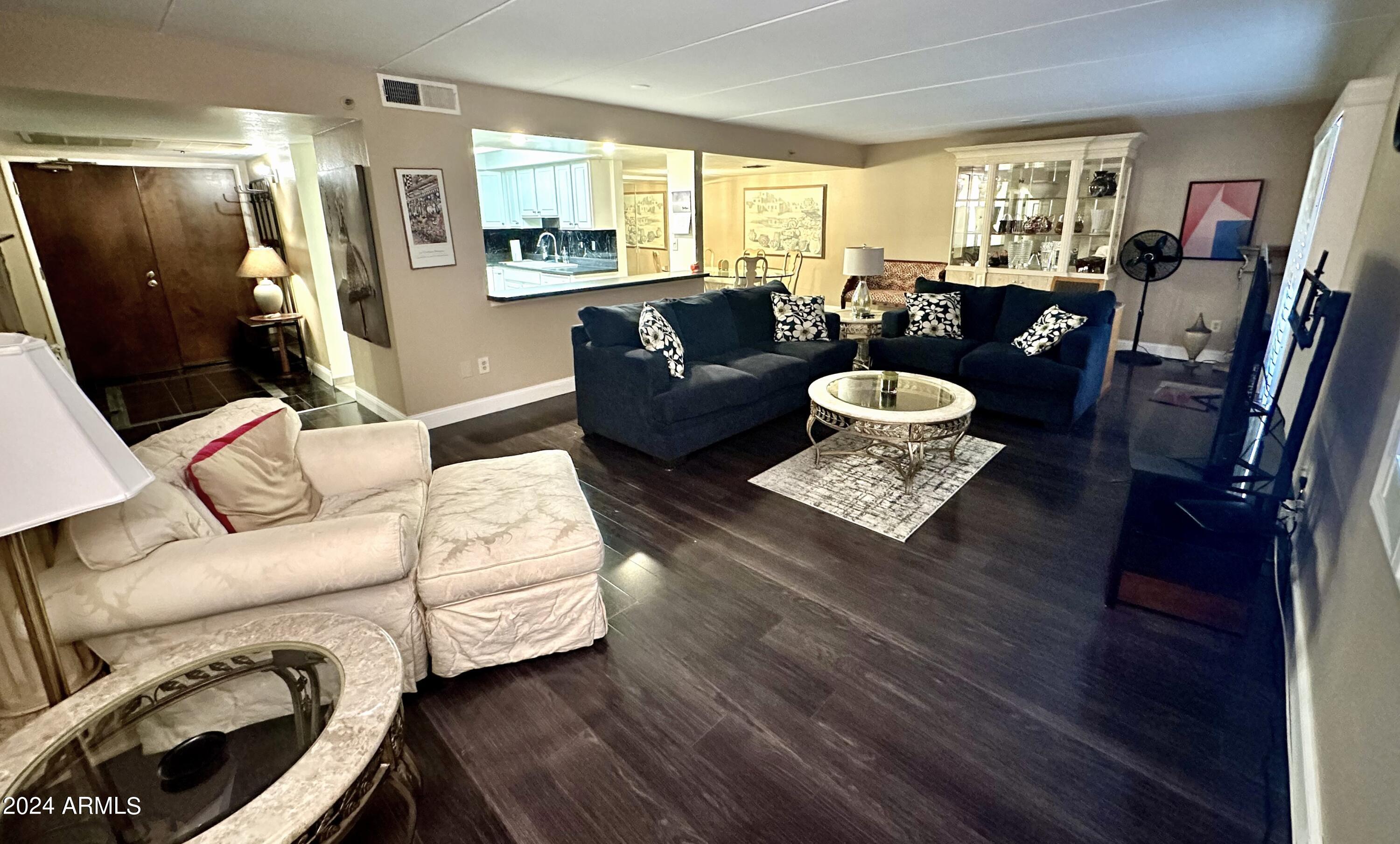 7950 E CAMELBACK Road 111