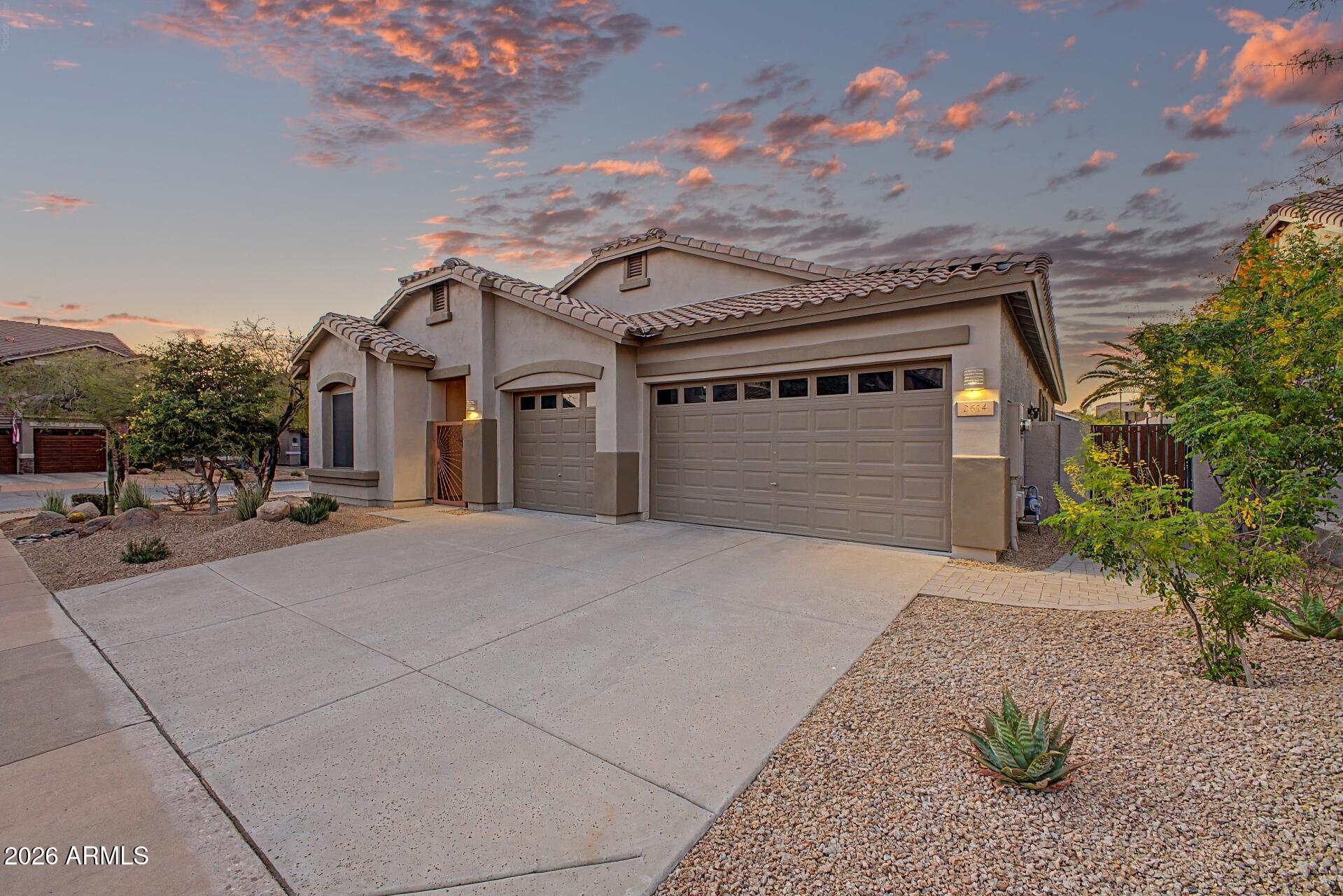 2614 W VIA DE PEDRO MIGUEL Drive