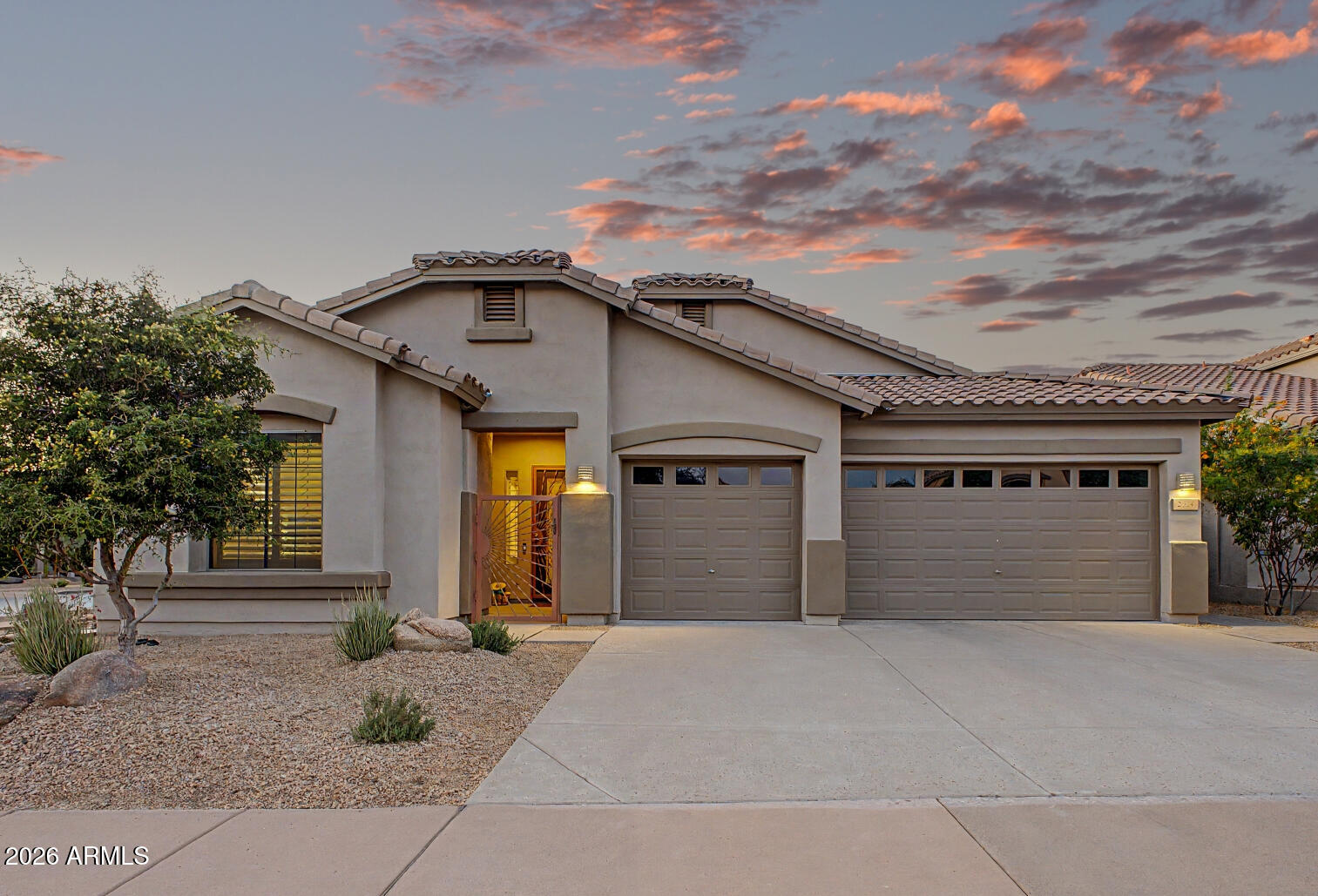 2614 W VIA DE PEDRO MIGUEL Drive